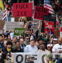 No Kings Chicago Pritzger Meme Template