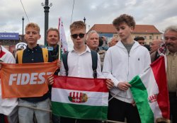 idiots kids Meme Template