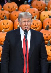 Donald Trump addressing his Pumpkin heads Meme Template