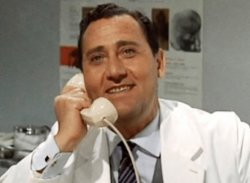 Alberto Sordi Meme Template
