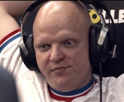 XTQZZZ sloth Meme Template