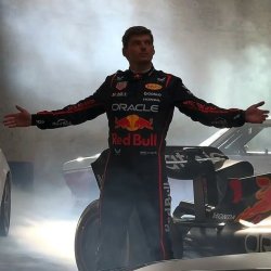 Max are you not entertained Meme Template