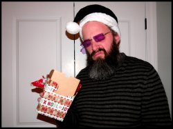 Notmeme: Rubbish Pressie Meme Template