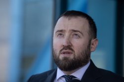 Marius Voineag looking up Meme Template