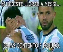 Messi llorar Meme Template
