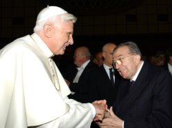 Dio cane Meme Template