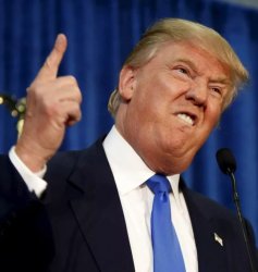 Trump vs Carlo Conti Meme Template