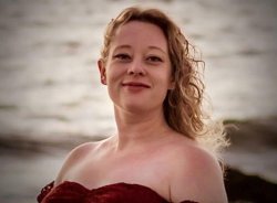 Renee Nicole Good Meme Template