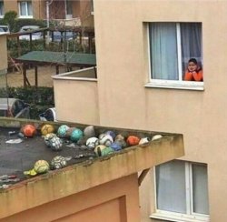 Kid ball Meme Template