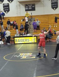 Heavyweight Wrestling Meme Template