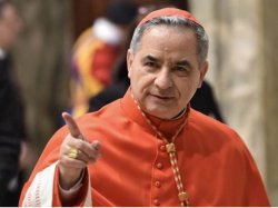 Cardinale Becciu Meme Template