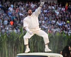 Bad Bunny jerking off Meme Template