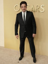 Benicio del Toro oscars nominations night 2026 Meme Template