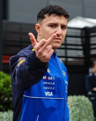 Angry Isack Meme Template