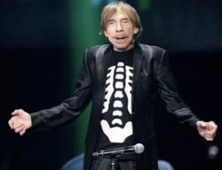 That one man at the amusement park who gives hugs to teenagers Meme Template