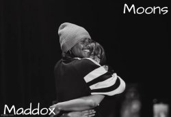 Maddox n moons - Steve n pink temp Meme Template