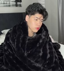 Wrapped Up Lourd :3 Meme Template