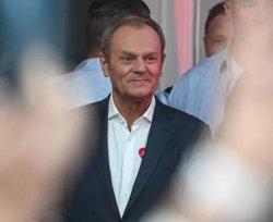 Donald Tusk Meme Template