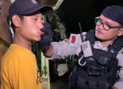 Shut your mouth Meme Template