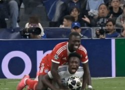 Bayern Madrid love Meme Template