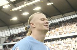 Erling Braut Håland smirk Meme Template