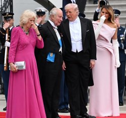Trump King Charles Stink Crap pants diaper Meme Template