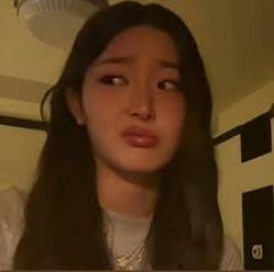 Yoonchae disgusted Meme Template