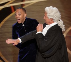 Hakeem Jeffries slapped by Virginia Senator Meme Template