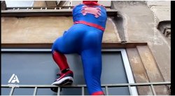 spiderman be dumping Meme Template