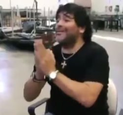 maradona sabes el jugador que hubiese sido si no fuese droga Meme Template