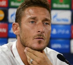 Totti 7-1 Bayern Meme Template