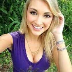 blonde selfie Meme Template