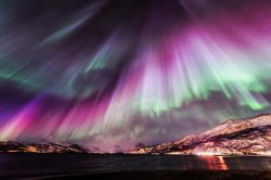 NorthernLights Meme Template