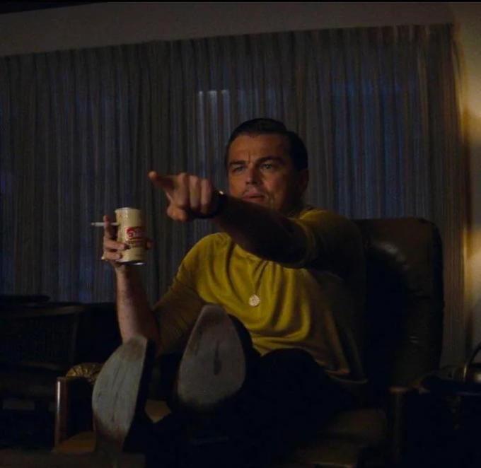 Dicaprio pointing Blank Meme Template