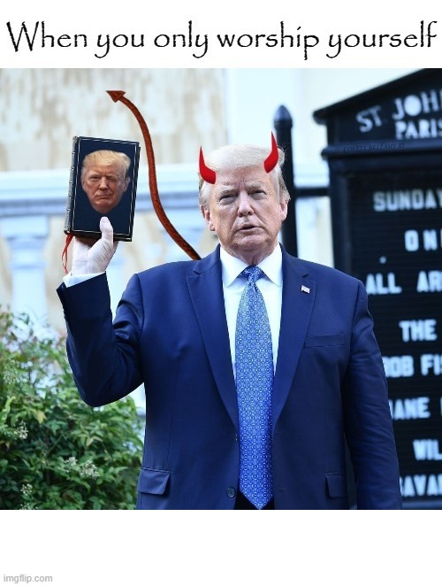 Trump Worshipping Himself | image tagged in trump worshipping himself | made w/ Imgflip meme maker