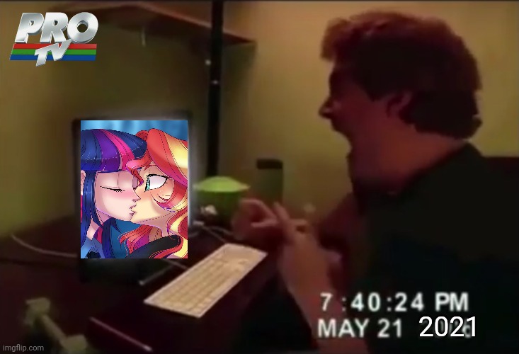 Some phat boi reacts to Sexy MLP:EqG Women Kissing | 2021 | image tagged in memes,funny,my little pony,equestria girls,twilight sparkle,sunset shimmer | made w/ Imgflip meme maker