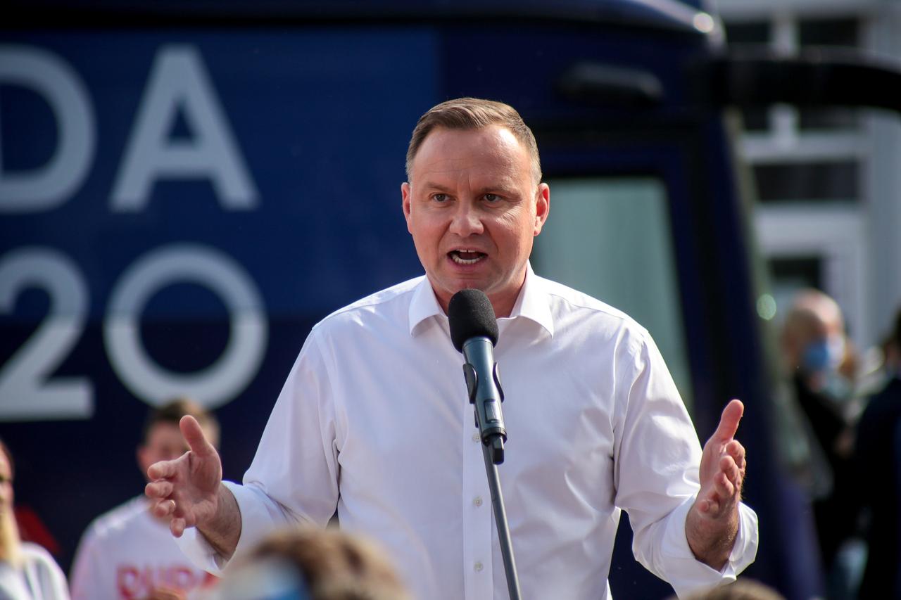 duda9 Blank Meme Template