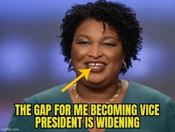 ITS GETTING BIGGER | image tagged in vice president,election 2020 | made w/ Imgflip meme maker