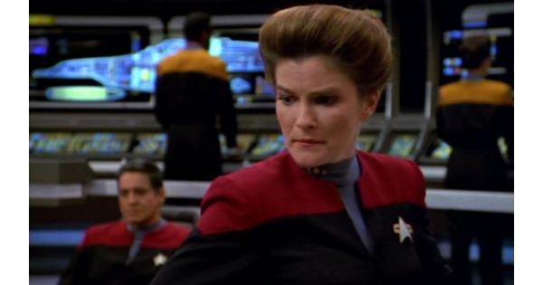 Janeway Star Trek Voyager Blank Meme Template