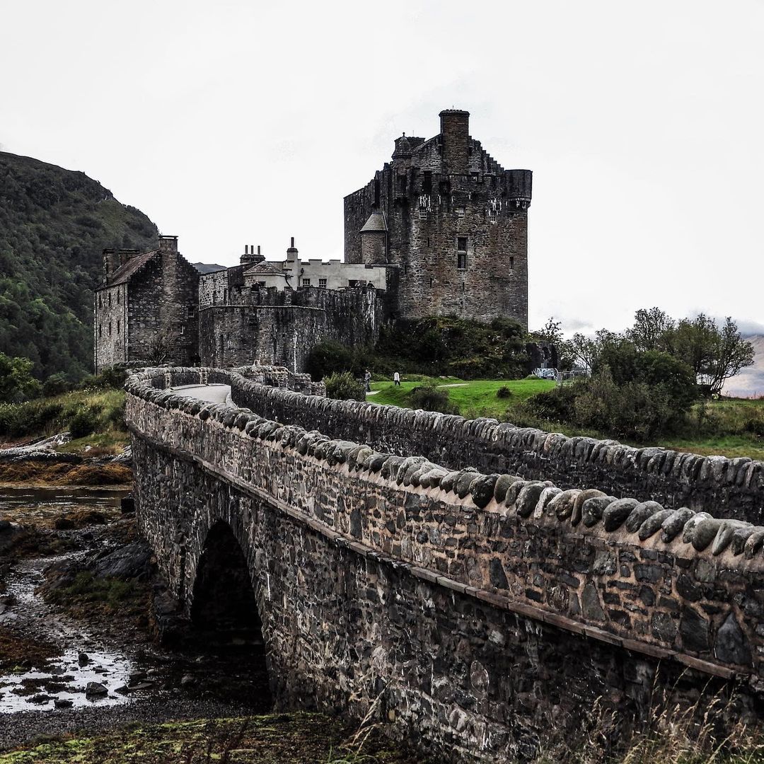 Eilean Dolan castle Blank Meme Template