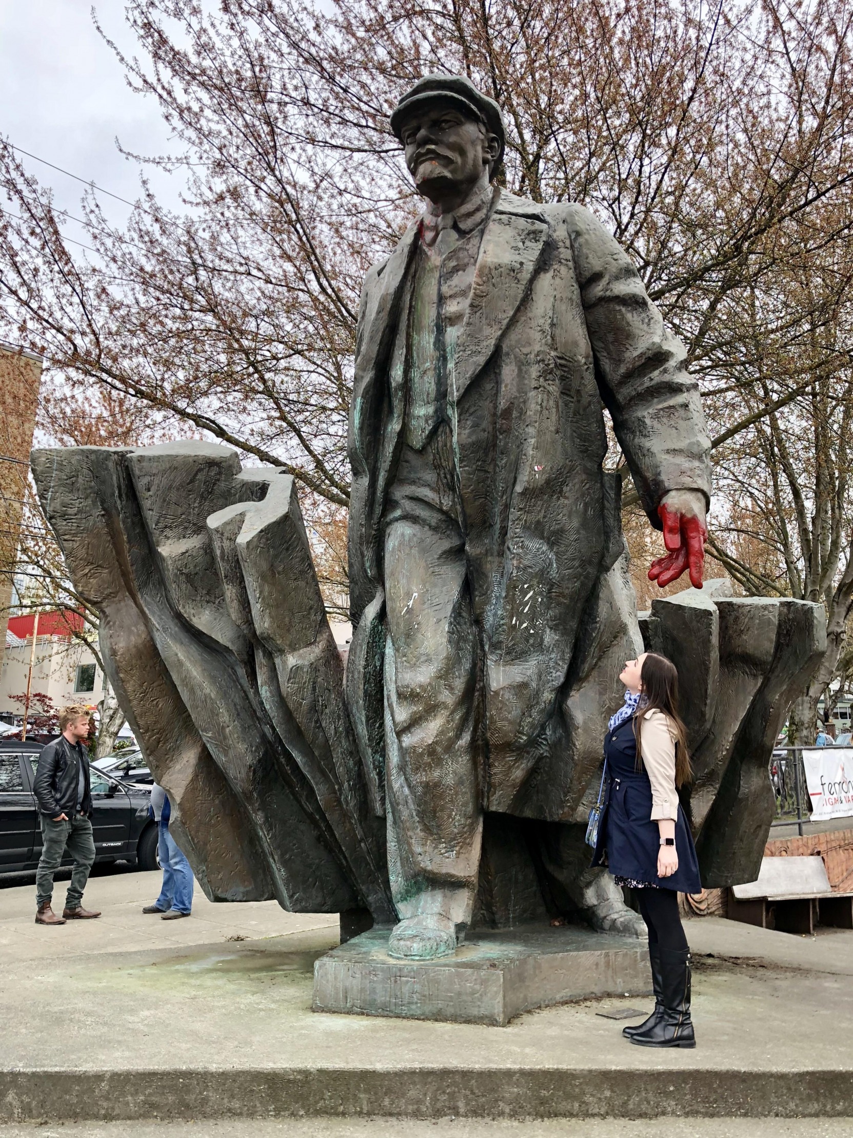 Lenin statue in Seattle Blank Meme Template