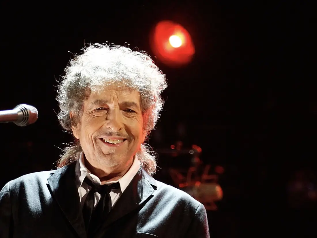 High Quality Bob Dylan smiles Blank Meme Template