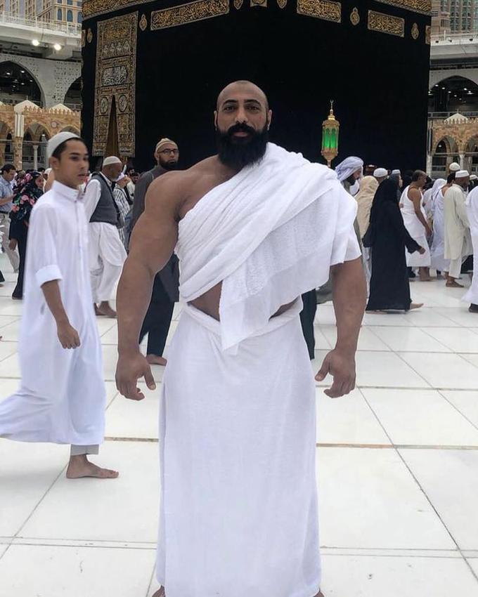 buff muslim Blank Meme Template