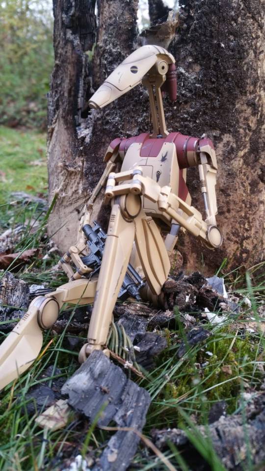 Contemplative Droid Blank Meme Template