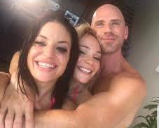 Jhonny Blank Meme Template