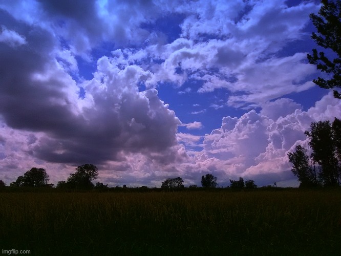 big sky morning! | image tagged in morning,sky | made w/ Imgflip meme maker