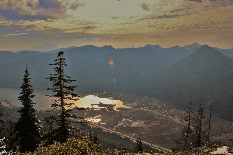 A picture I took from 4000 feet in the pacific cascades in Washington | image tagged in photos,mountains,photography | made w/ Imgflip meme maker