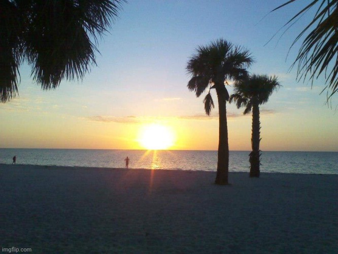 Florida Sunset #2 | image tagged in florida,beach,sunset | made w/ Imgflip meme maker