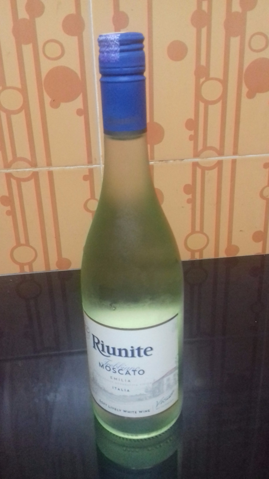 White wine Blank Meme Template