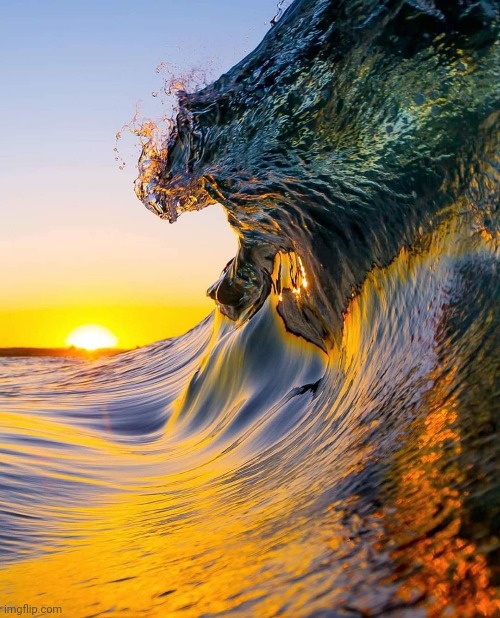 Breaking Wave- Queensland, Australia.  Credit: @UnlimitedSunset | image tagged in wave,australia,awsome,pic | made w/ Imgflip meme maker